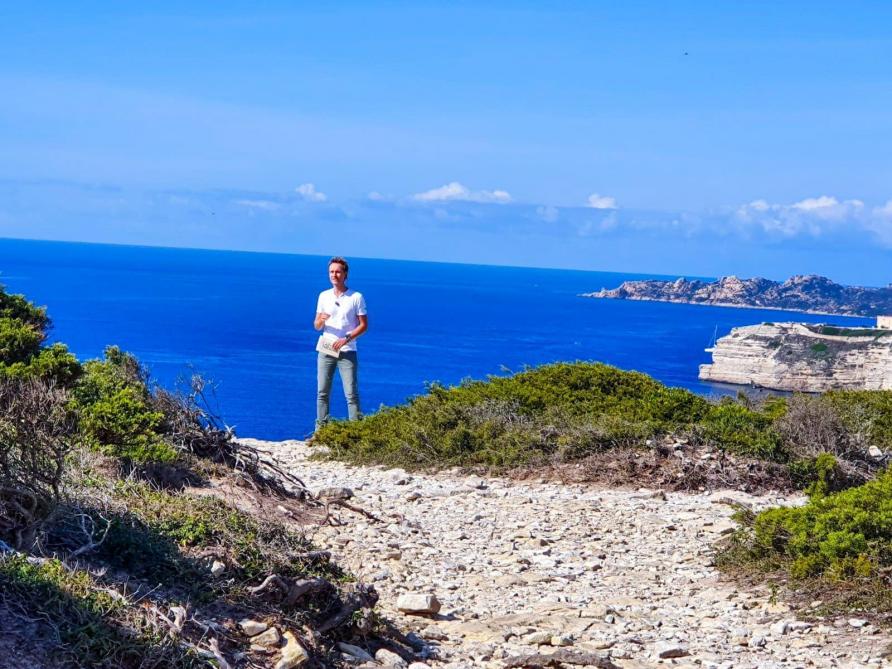 entre mer et maquis le jeu se corse soirmag