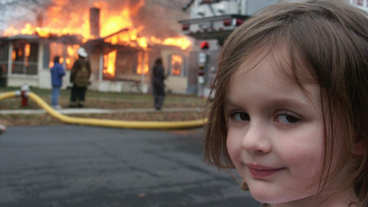 Disaster Girl Le Meme Hyper Connu Vendu Pour 450 000 Dollars Aux Encheres Soirmag