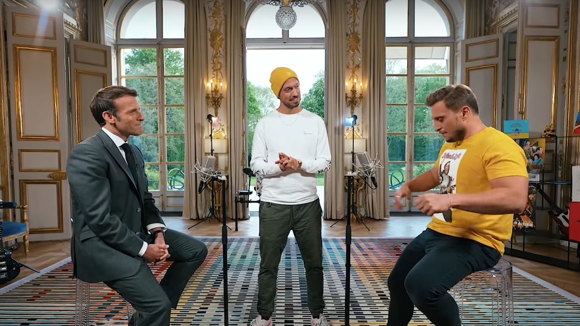 les youtubeurs mcfly et carlito viennent de sortir leur video avec emmanuel macron soirmag