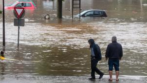 Le centre de Verviers sous eau: «On sait avec beaucoup de certitude que le dérèglement climatique vient exacerber des événements extrêmes», assure Françoise Vimeux.