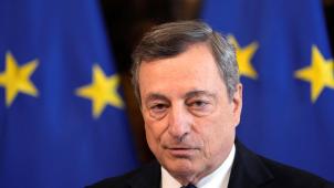 Convaincu de pouvoir hisser l’Italie au-dessus d’elle-même, Draghi apparaît parfois comme un homme seul aux commandes.