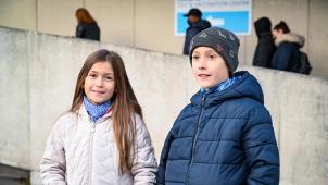 Samuel (10 ans) et Paola (7 ans) parmi les premiers vaccinés.