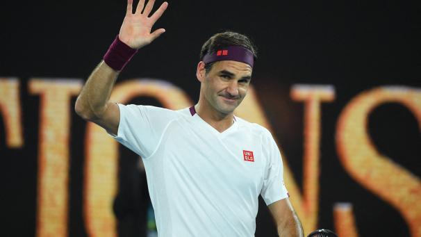Roger Federer a fait ses adieux lors de sa dernière compétition de tennis, signant la fin de sa carrière.