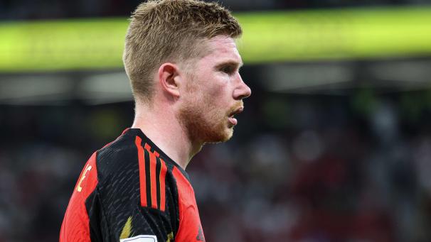 Kevin De Bruyne réagit après la défaite de son équipe lors du match de football de la Coupe du monde.