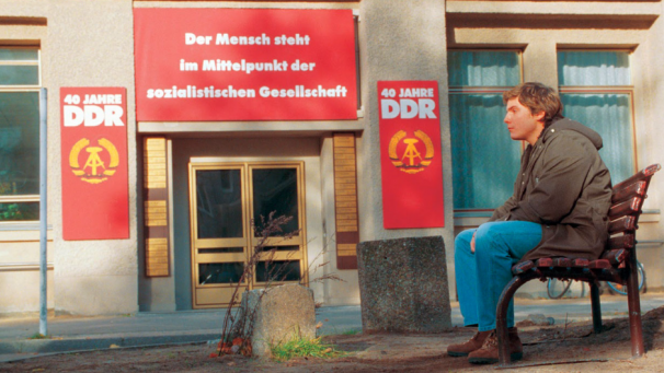 C’est son rôle dans « Good Bye, Lenin ! » qui a rendu l’acteur célèbre en 2003.