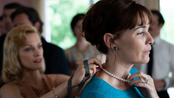 La complicité d’Alice (V. Baetens) et Céline (A. Coesens) va être chamboulée par un terrible accident.