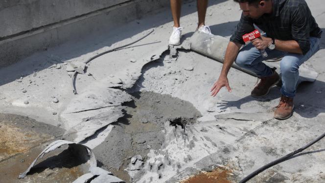 A Sderot, la trace de l’impact d’une des 160 roquettes tirées par le Jihad islamique depuis Gaza.