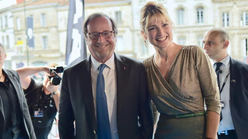 François Hollande et Julie Gayet offrent aux enchères un repas en leur compagnie.