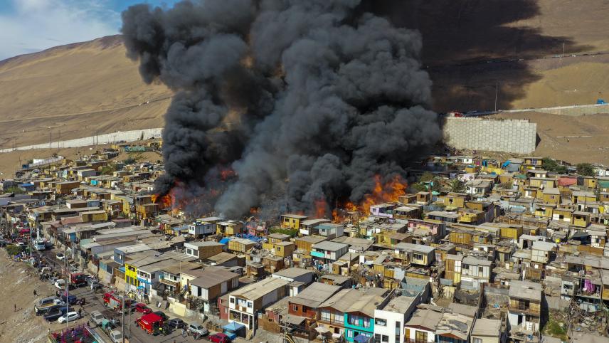 Incendie dans le quartier défavorisé de Laguna Verde, au Chili.