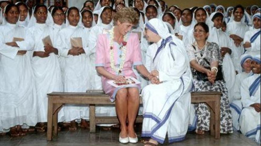 Février 1992
: Diana recontre Mère Theresa. ©Isopix