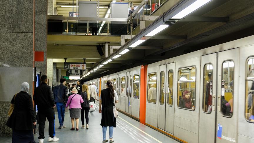 Le tube de Johnny Hallyday, «
Tous ensemble
», entendu dans le métro bruxellois.