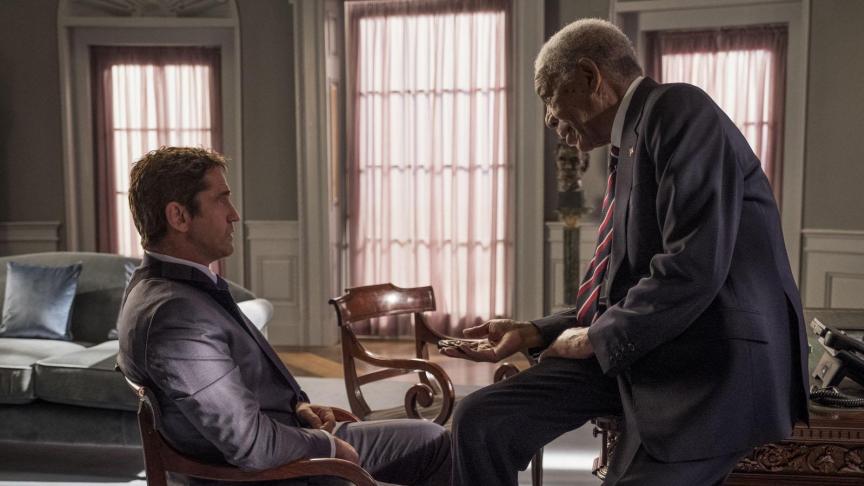 Le personnage incarné par l’acteur est accusé d’avoir voulu assassiner le Président (Morgan Freeman).
