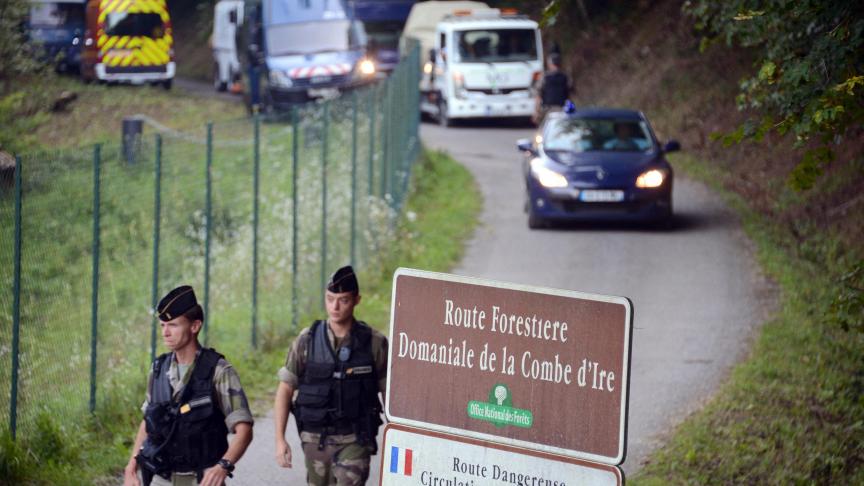 C’est le long de la route de la Combe d’Ire, barrée par les forces de gendarmerie en septembre 2012, que s’est joué ce mystérieux drame.