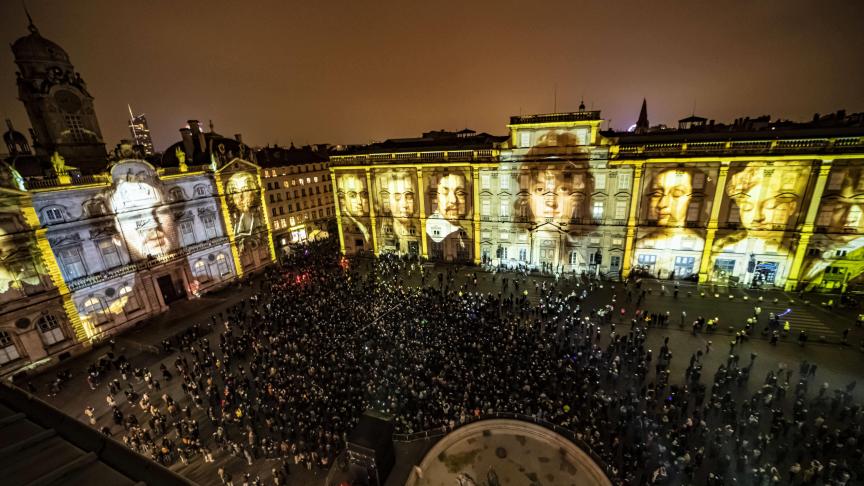 La traditionnelle fête des Lumières à Lyon le dimanche 11 décembre.