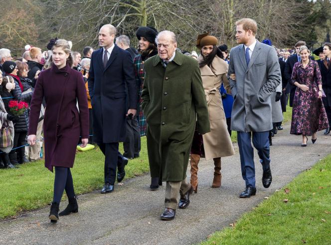 La famille royale britannique arrive à Sandringham pour célébrer la messe de Noël.