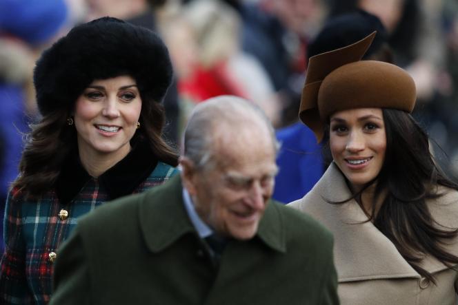 Meghan Markle et Kate Middleton suivent le pas du prince Philip.